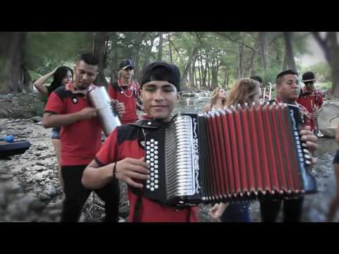 DESAFINA2 DE LA CUMBIA- ''SE FORMO EL CUMBION'' (Video Oficial)