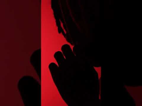 13 - Yunk Vino - Wave (Prod. Emiká) [Visualizer Gif]