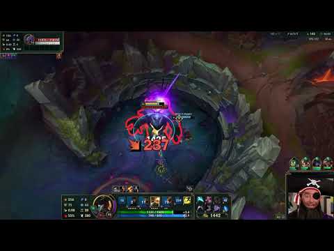 CARRYING IKEEPITTACO IN A 19 KILL GANGPLANK GAME! SEASON 11 FULL CRIT GP