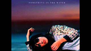 Brooke Fraser- Something in The Water [HQ Version]