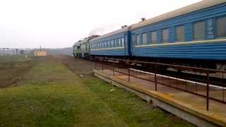 preview picture of video '2ТЭ116-1535 c gригородным поездом Днепропетровск-Южный - Апостолово отправляется от пл.257 км'