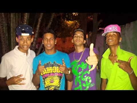 TAYZINHO E PASSATEMPO E SONY E NELSINHO - DANÇA DO DESCE E SOBE