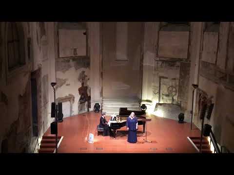 Eliška Gattringerová- Ach není,  tu není.