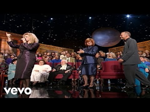 Bill & Gloria Gaither - Testify [Live] ft. The Talley Trio