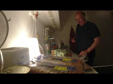 DJI 0110MongoTV_12636 - NETTO Haul 45 Kroner - God BILLIGT RUGBRØD - 2 Dato Tilbud TOASTBRØD -PØLSER