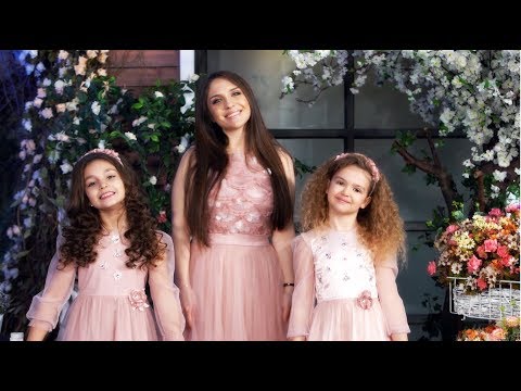 Elena Javelea, Nicole & Mirela - Mama