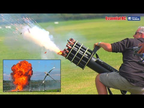 IT'S WAR ! PYROTECHNIC MACHINE GUN FIRING and RC CRAZY FLYING FUN