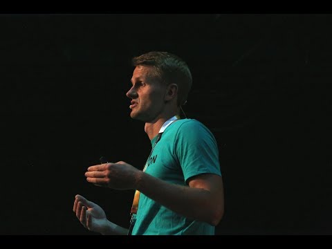 Apache Flink meets Apache Mesos and DC/OS - Till Rohrmann (data Artisans)