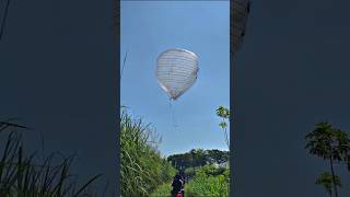 Download lagu PESONA VIEW BALON UDARA JATUH‼️#balonponorogo #balloon #balon #feedshorts #funnyshorts #shorts mp3