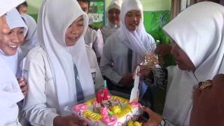 preview picture of video 'hari guru smkn 1 mempura'