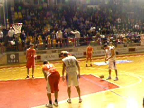Basket:Scauri-Perugia (81-56)