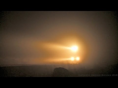 Thick Fog & QUBE Grain With CM3303 & CM3312 - PoathTV Australian Trains & Railways