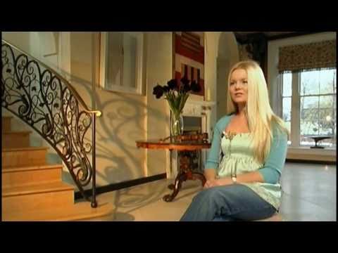 Meet the Artist - Máiréad Nesbitt