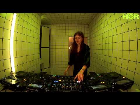 Live From Earth Klub - Caiva | HÖR - Feb 3 / 2022