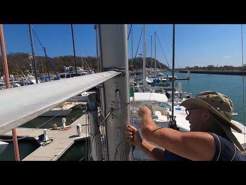Ep 80: Mexiko - nach dem Einklarierungsprozedere warten knifflige Arbeiten im Rigg (Sailing Anixi)