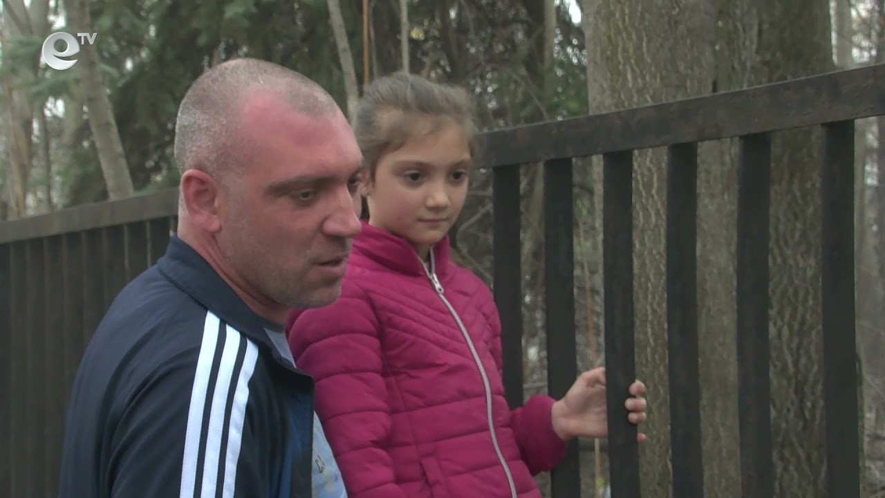 Започна събарянето на бившите казарми на ул. "Дунав"