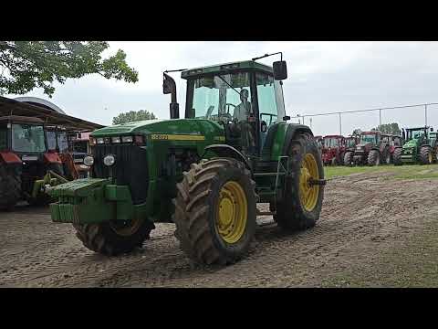 John Deere 8300 traktor