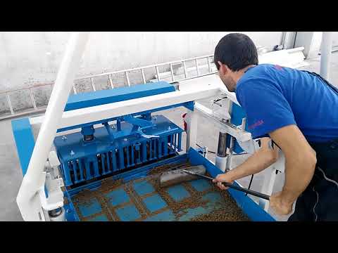 Small block making machine   video instructions for use