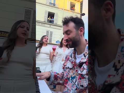 ¡¡El Flashmob Bohemian Rhapsody más INCREÍBLE que jamás verás!!😍