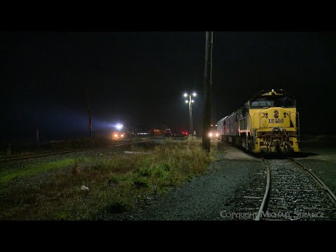 6MP9 SCT Freight Train Passes Pacific National 7902v At Night (13/5/2023) - PoathTV Railways