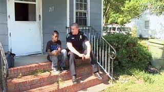 Boy Says He Wants To Run Away From Home And Officer&#39;s Heart Breaks When He Sees The Boy&#39;s Bedroom