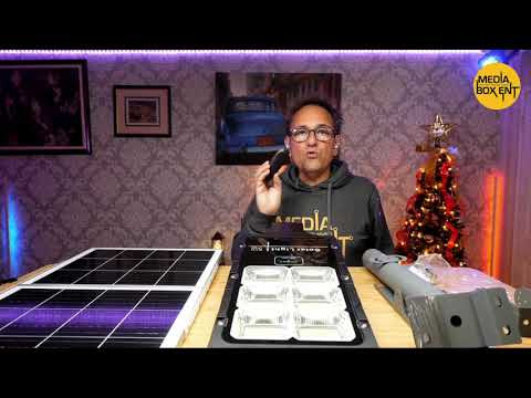 Testing Solar Street Light 500W 792pcs LED beads 43000 Lumens