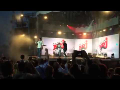 East 17-it's alright live in Blagoevgrad