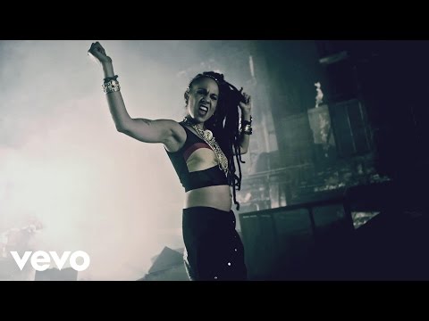 Miss Bolivia - Bien Warrior (Official Video)