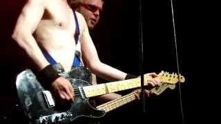 Toy Dolls - Wipe Out @ Tarbes - 16 Mai 2014