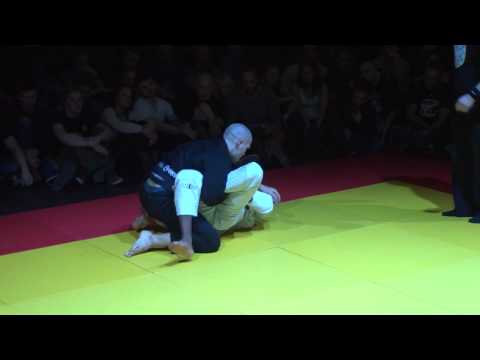 Macaco Branco Primates - Super fight 2 - Toni Linden vs Marcelo Bernardo