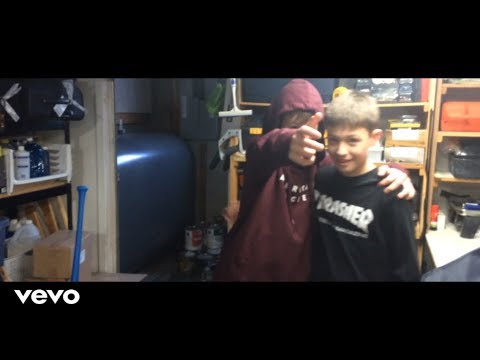 Crizz - Wanna Flex On Me (feat Kapi)