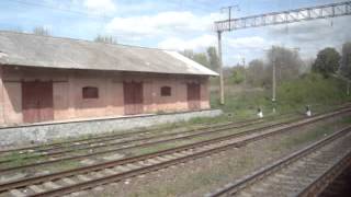 preview picture of video 'Електропоїзд ЕПЛ9Т-011 №6304 Жмеринка - Козятин прибуває на станцію Браїлів. 28.04.2014'