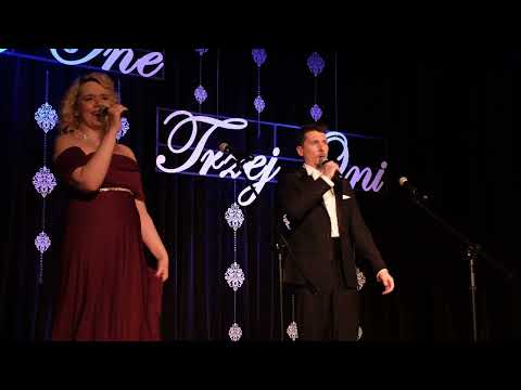 Dziewczęta z Barcelony - Maria Hubluk i Szymon Sadkowski. Akompaniuje Tomasz Kaszuba