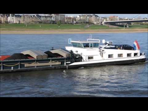 Binnenschiff Ideaal auf dem Rhein