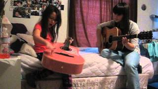 Beginner Guitar Mom and Daughter