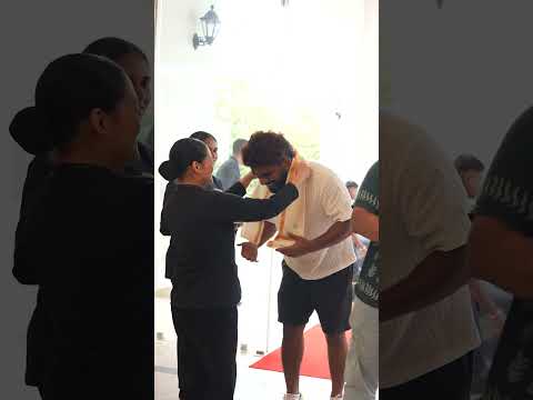 2000 vs 50,000 Hotel!