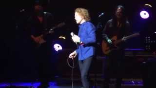 MICK HUCKNALL (Simply Red):"IF YOU DON'T KNOW ME BY NOW"-Hammersmith Apollo, London, UK-28April 2013