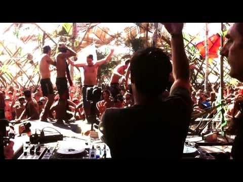 LOUD @ Universo Paralello Festival 2013 - 2014