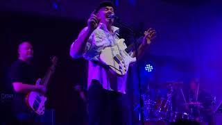 Francis Dunnery at Bush Hall Sun 20th Jan 2019 playing 'Screaming on the Beaches'