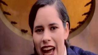 10,000 Maniacs - Candy Everybody Wants