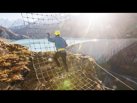 Via Ferrata Moiry - The longest adventurous steel net in Switzerland