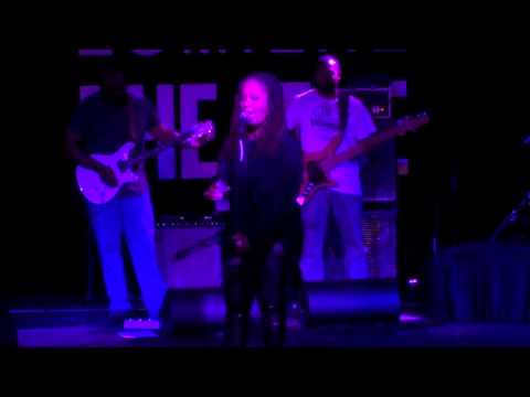 Lalah Hathaway HIT St. Louis (Eric Seats)