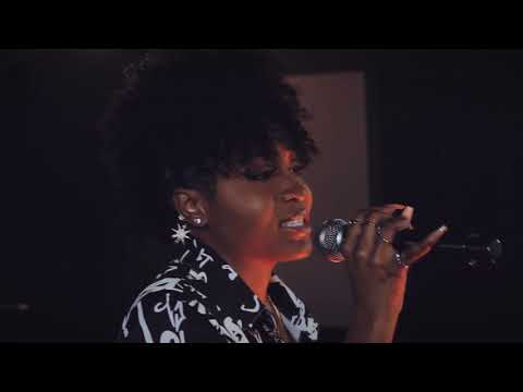 Shav A Do It Like Me feat  Dean Fraser Live  Performance