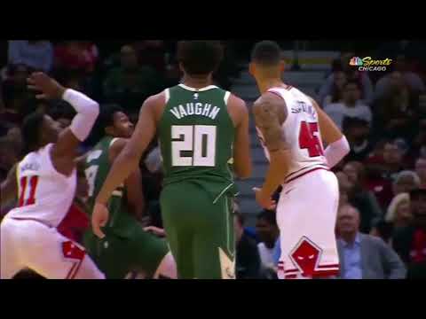 Sterling Brown posterizes two defenders