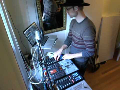 DJ Mix Set - Futurebound NYC by Peter Munch - 11.11.2011 (2/2)