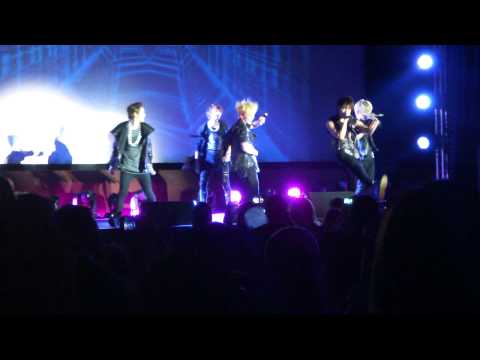 3.11.11  SHINee in London - Lucifer