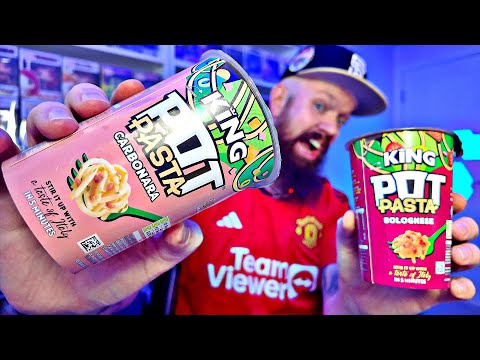 TRYING THE INFAMOUS POT PASTA...