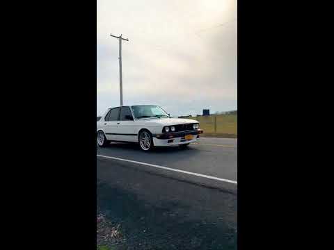 Thumbnail for Big turbo Bmw E28 m30 fly by video by BMW M30