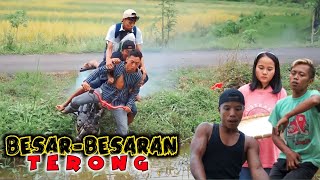 Download lagu BESAR-BESARAN TERONG‼️ | Remuk - Remukan Episode 10 | FILM PENDEK | Video Lucu 2022 mp3
