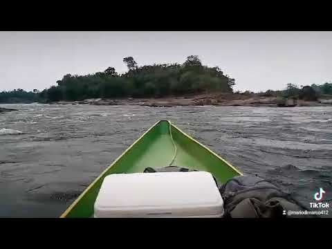 amazonas tierra magica. raudal de Caldero, rio sipapo, Autana.